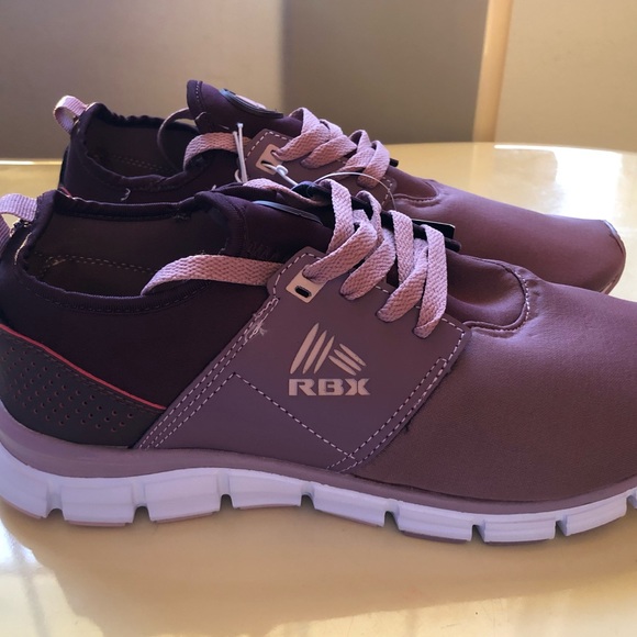 Woman running RBX Mindy-LGR - Picture 3 of 8